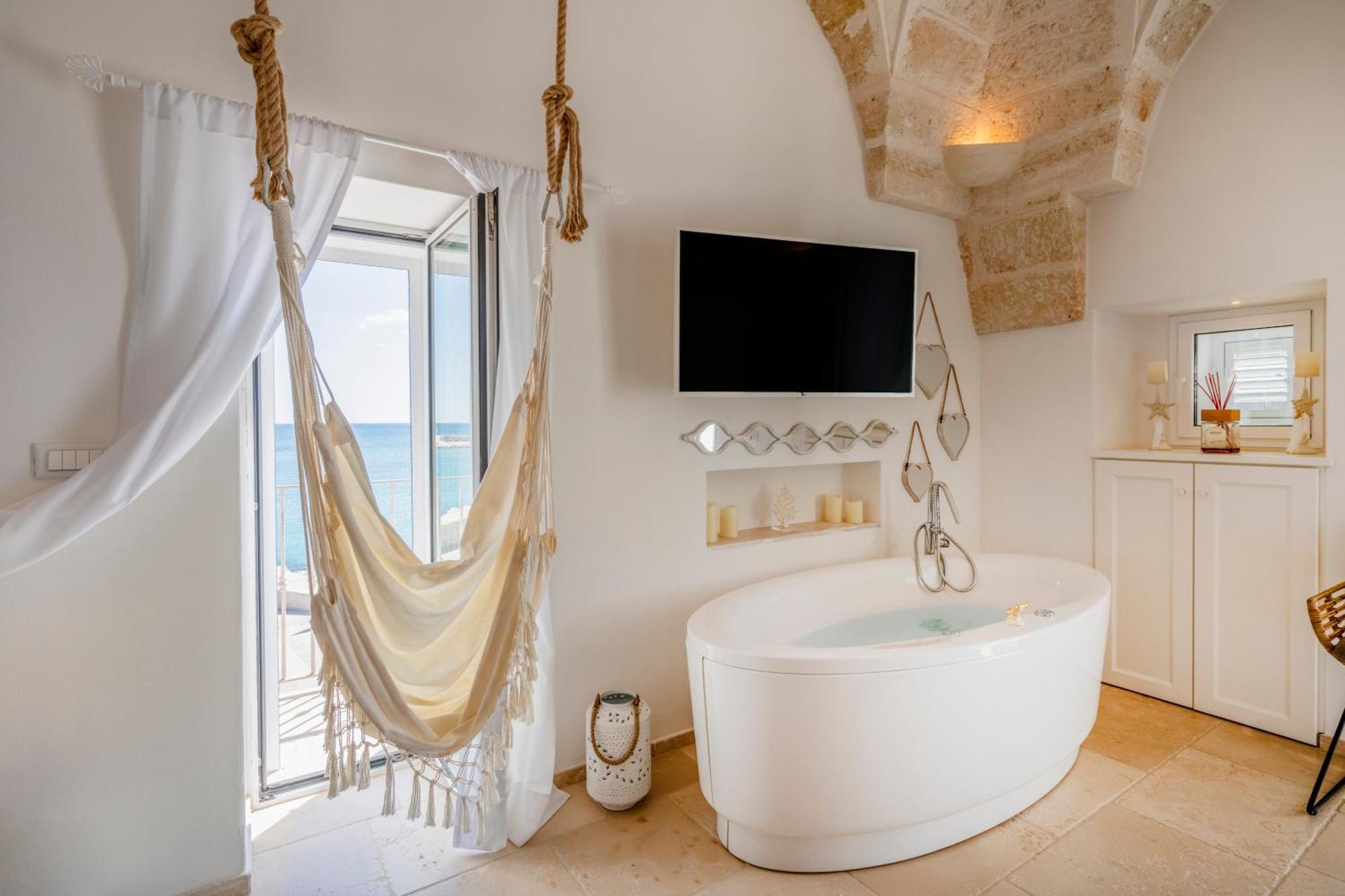 Apulia Charming Suites - Casa Rossa Suite Perla E Suite Corallo Savelletri Luaran gambar