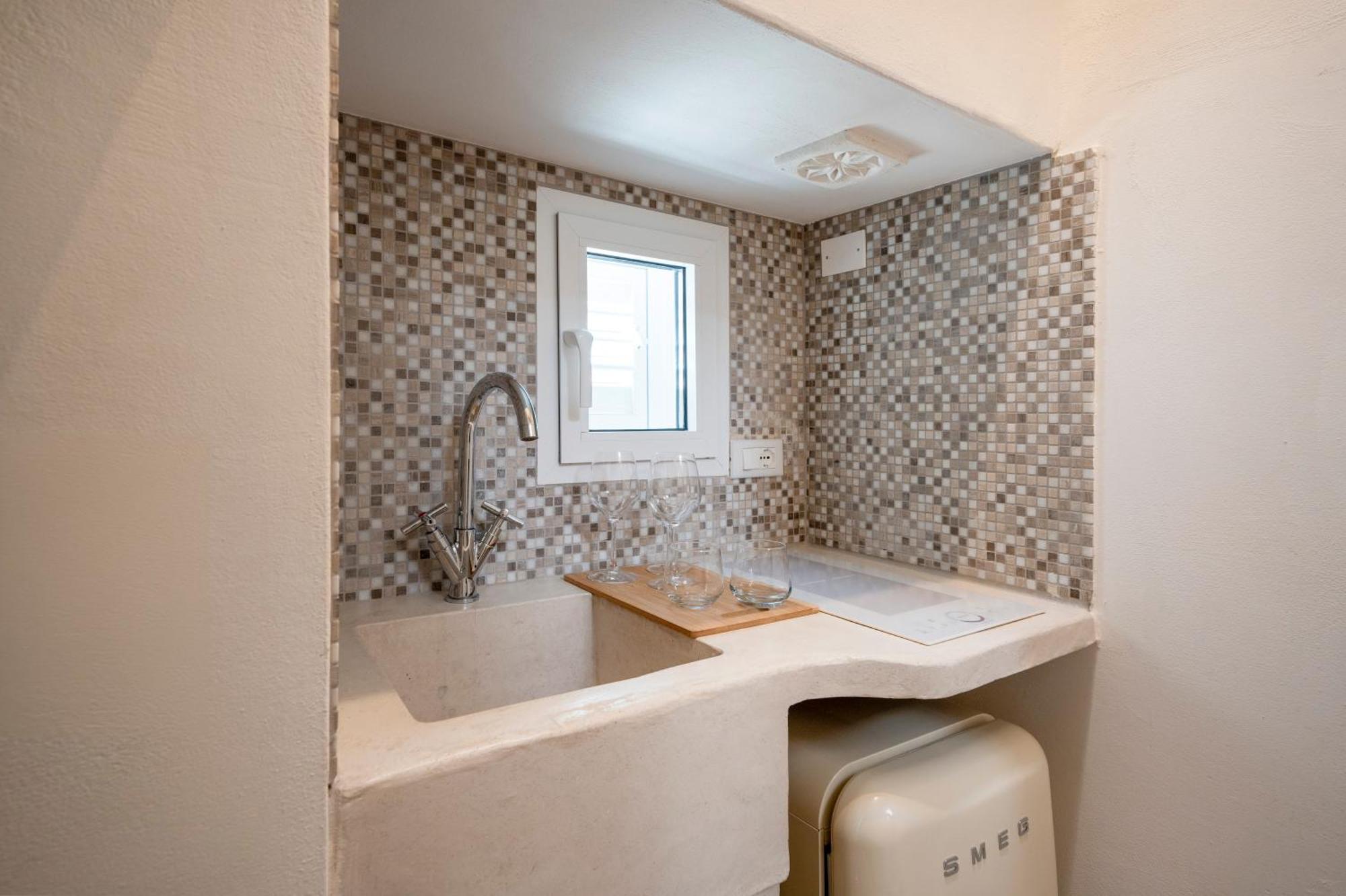 Apulia Charming Suites - Casa Rossa Suite Perla E Suite Corallo Savelletri Luaran gambar